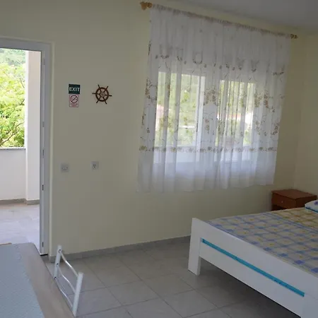 Apartments Alen Draga Bascanska Exterior photo